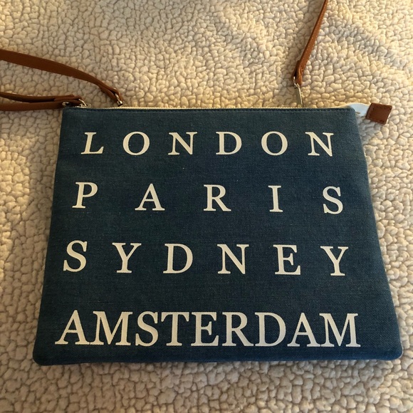 Forever 21 Crossbody Bag - Picture 1 of 5